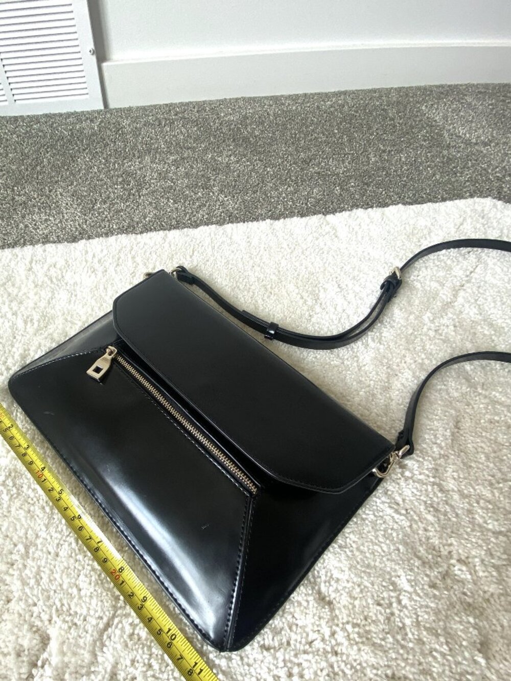 Zara Basic Collection Womens Glossy Black 2 Way Bag Minimalist